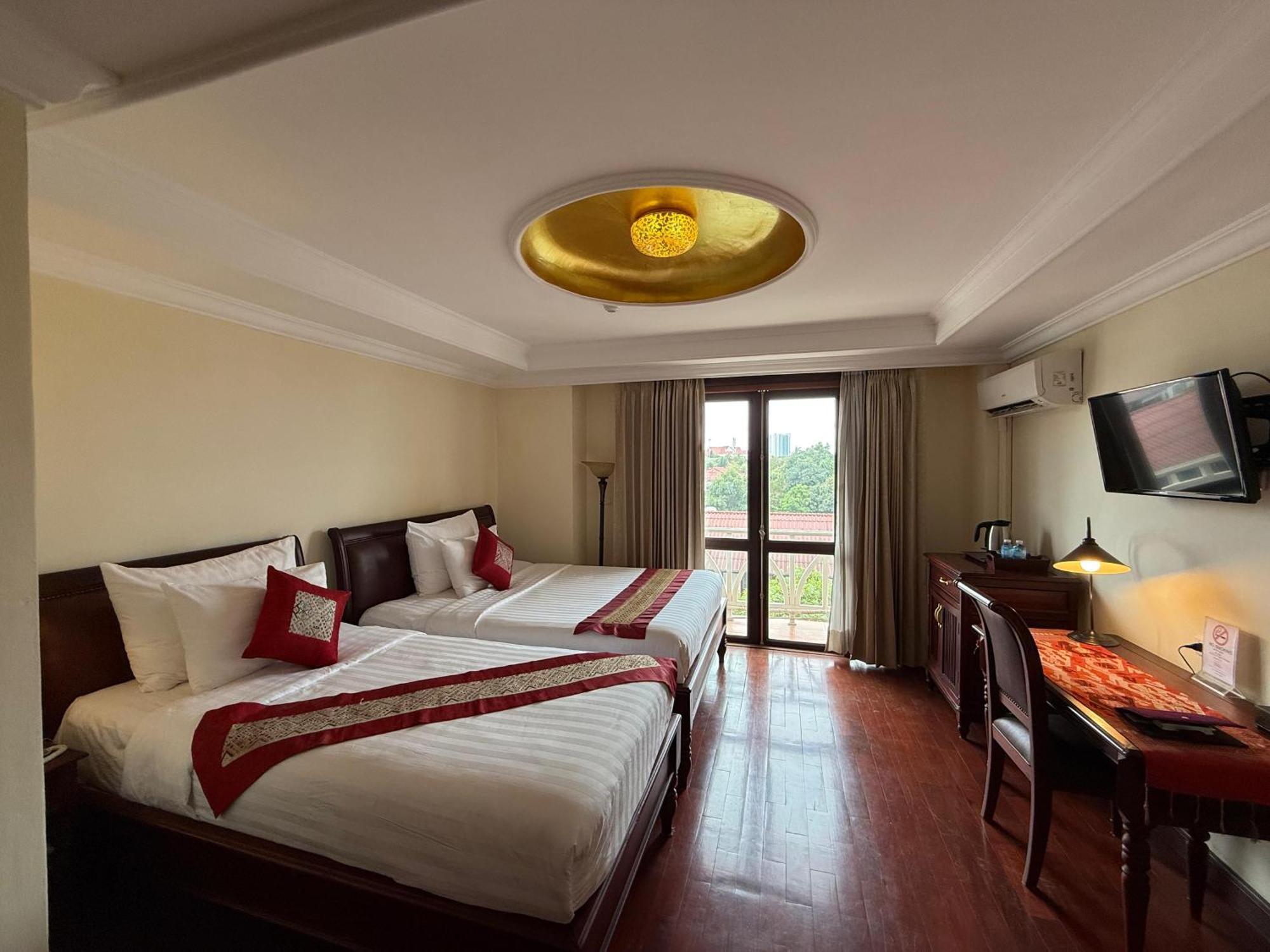 Phasouk Vien Chantra Hotel Вьентьян Экстерьер фото