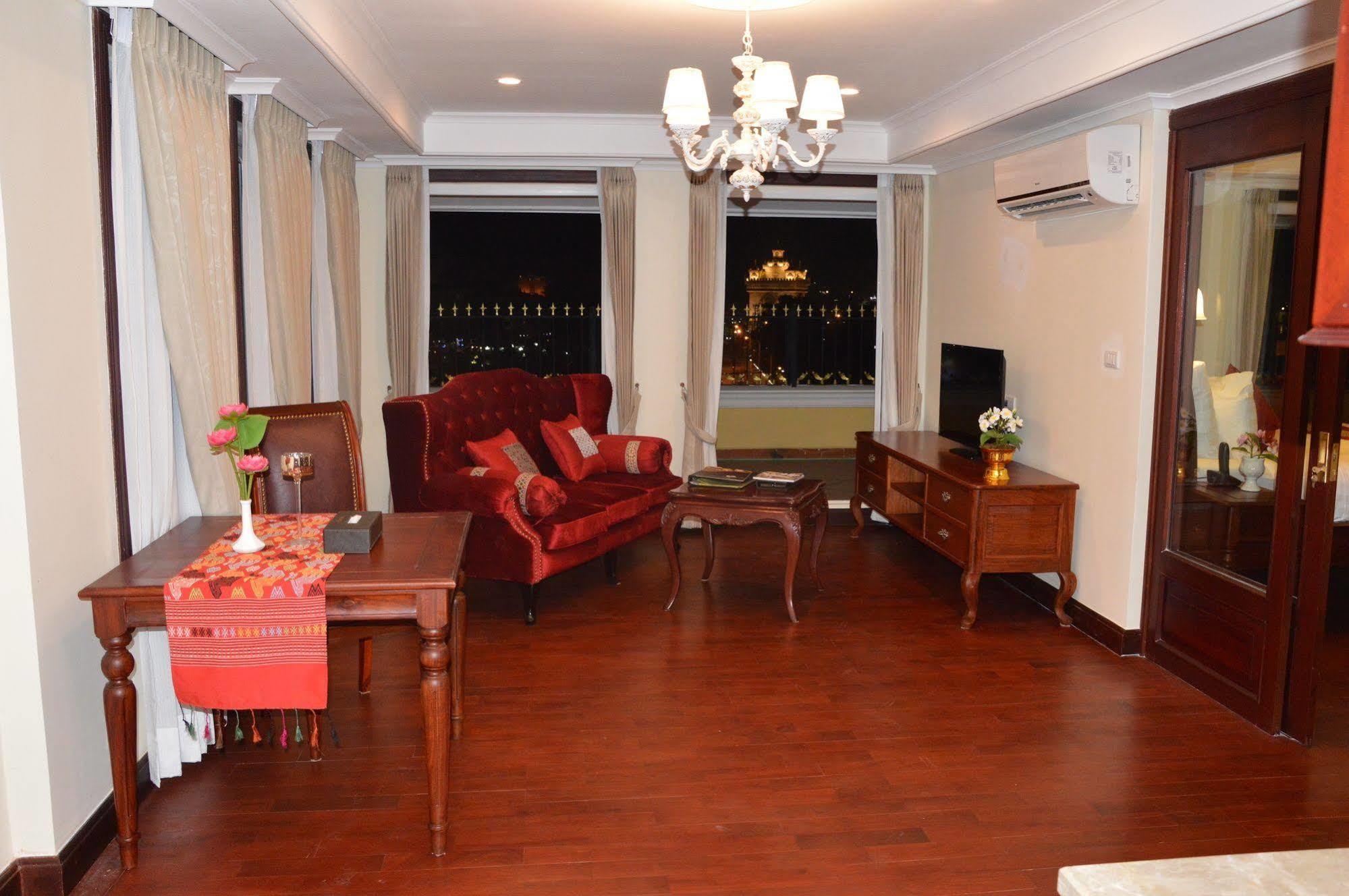 Phasouk Vien Chantra Hotel Вьентьян Экстерьер фото