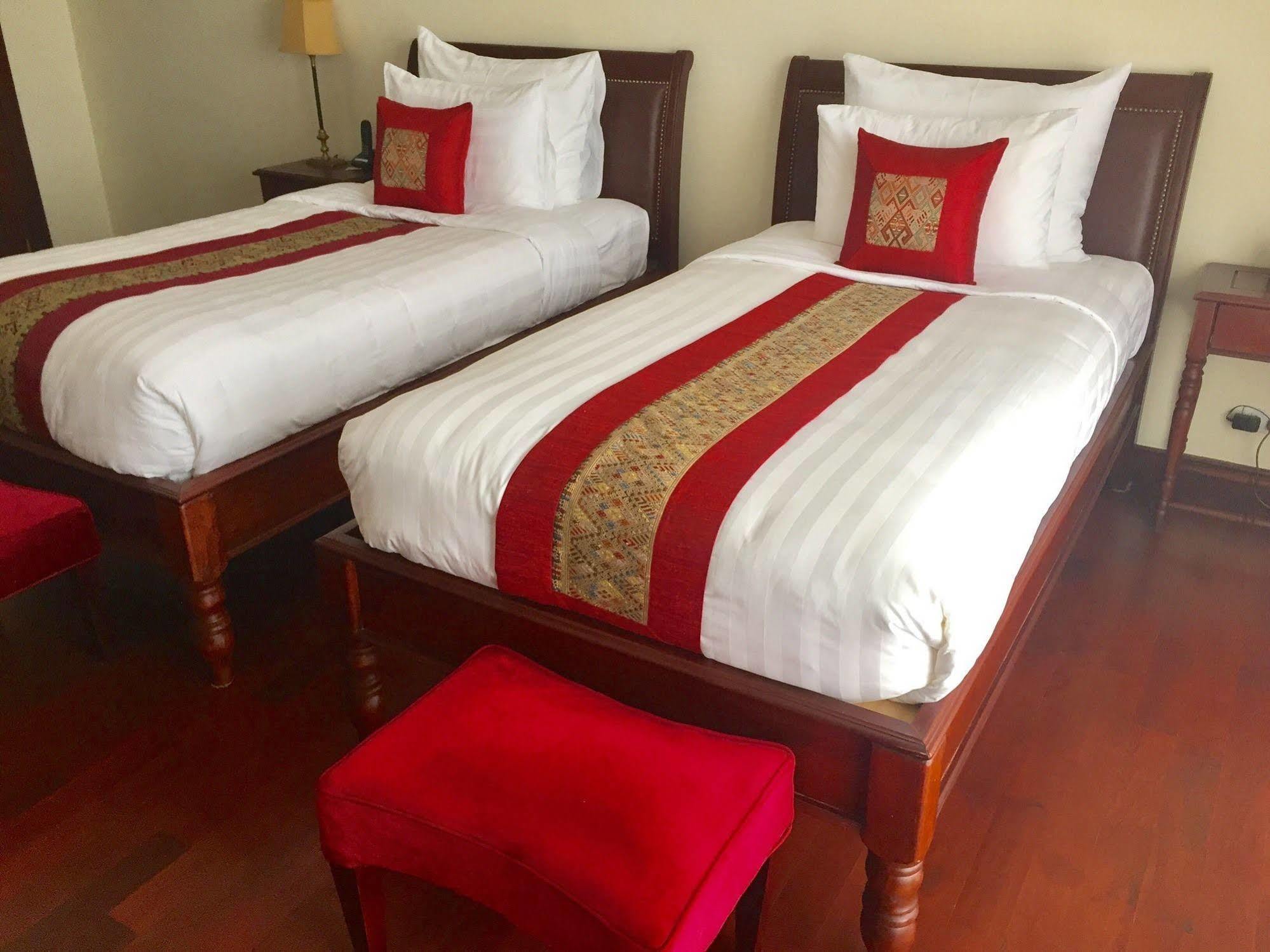 Phasouk Vien Chantra Hotel Вьентьян Экстерьер фото